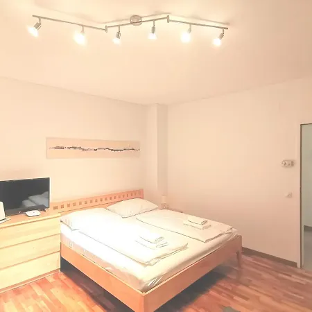 Rafael Kaiser - Cityflow Apartment *